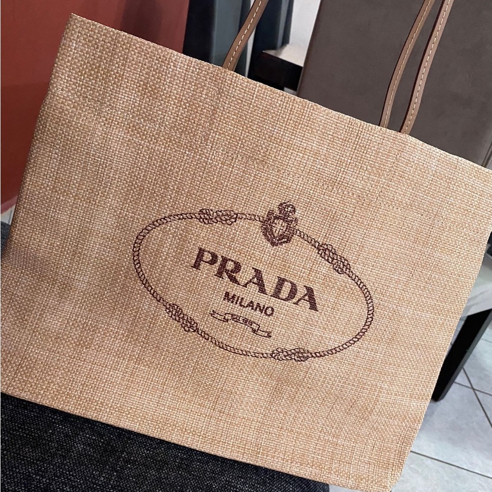 Prada raffia beach tote large
